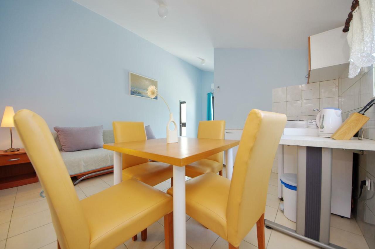Apartments Eduard Vrsi Zewnętrze zdjęcie