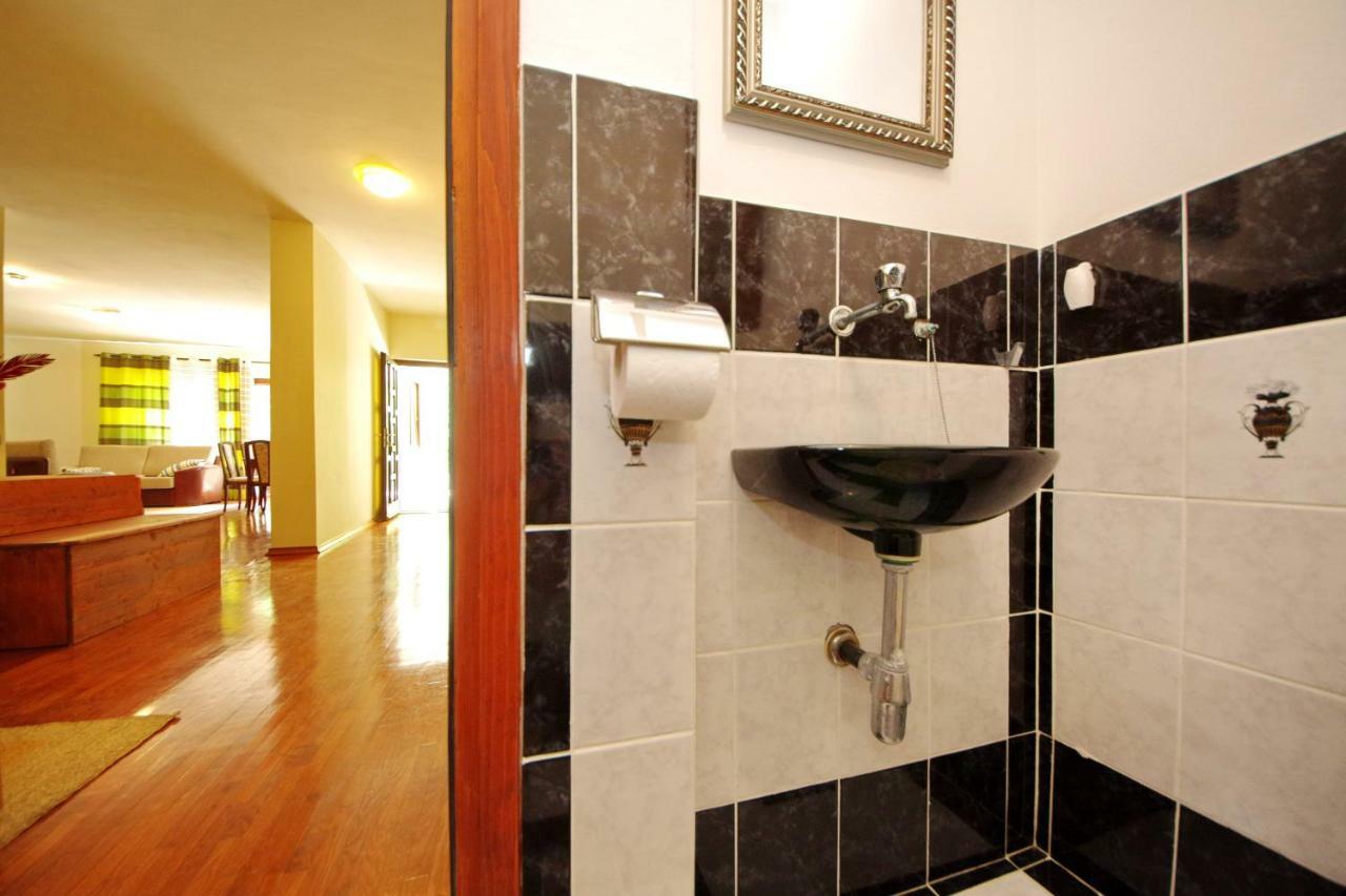 Apartments Eduard Vrsi Zewnętrze zdjęcie