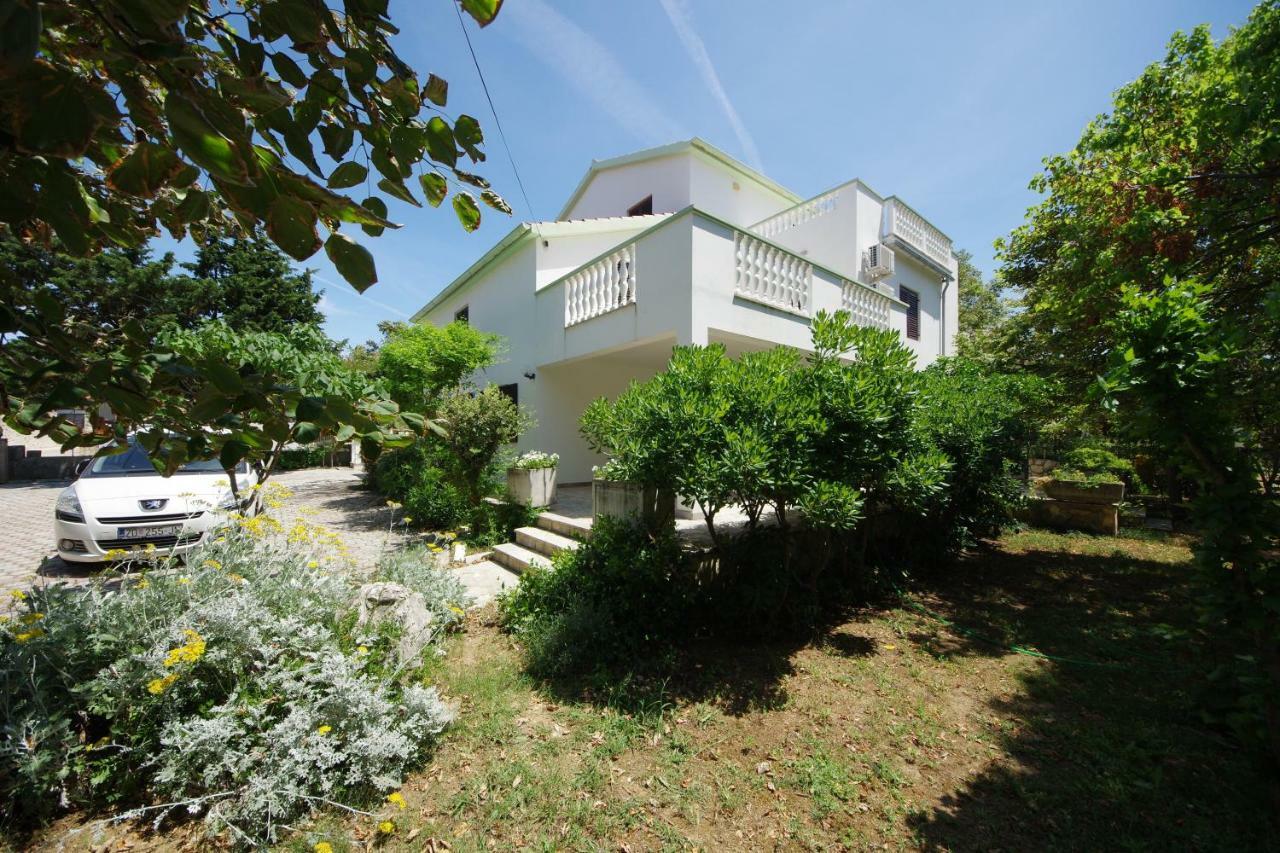 Apartments Eduard Vrsi Zewnętrze zdjęcie
