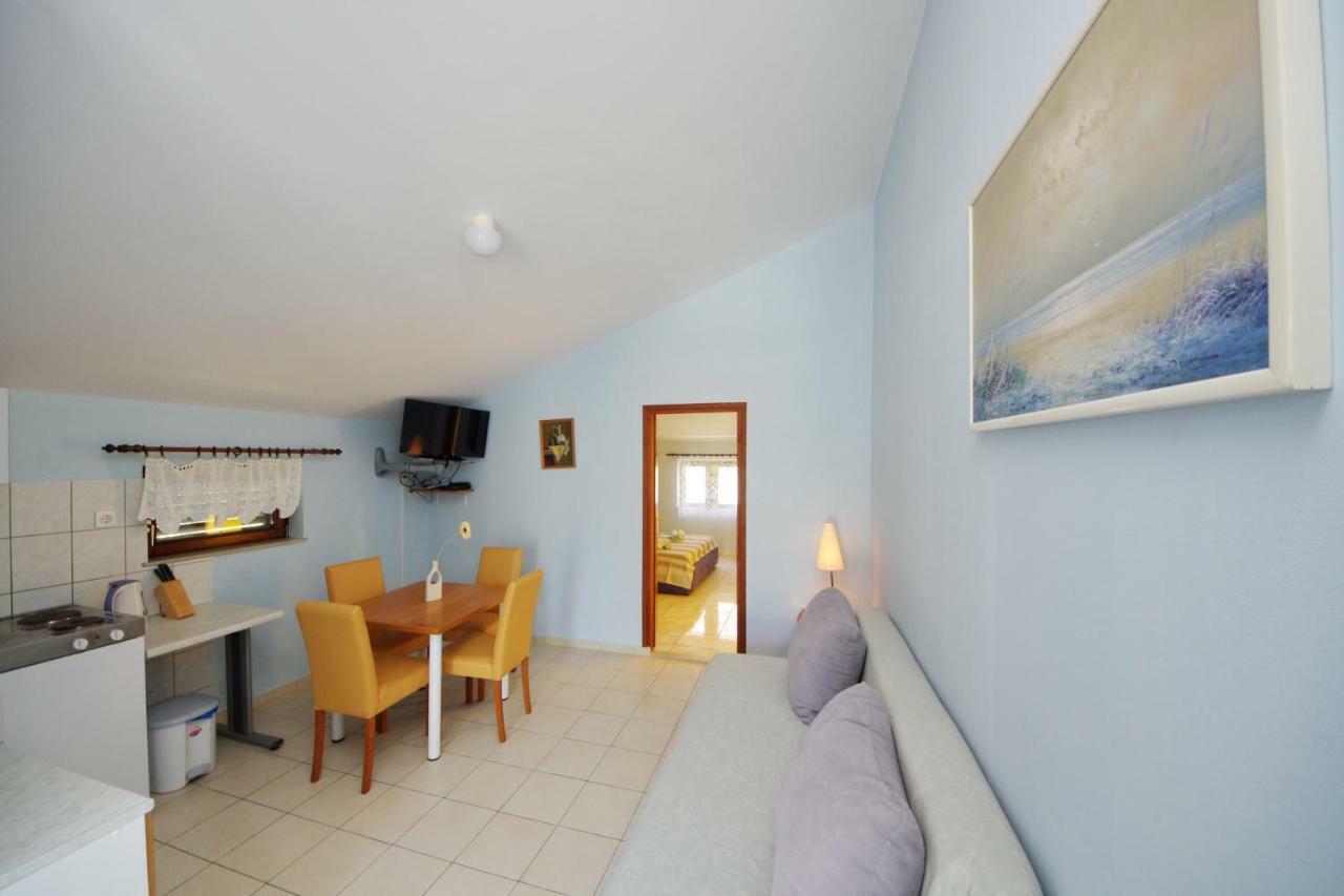 Apartments Eduard Vrsi Zewnętrze zdjęcie